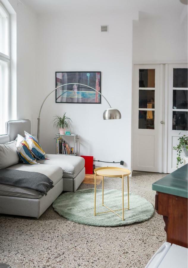 Loft Z Baldachimem Lägenhet Poznań Exteriör bild