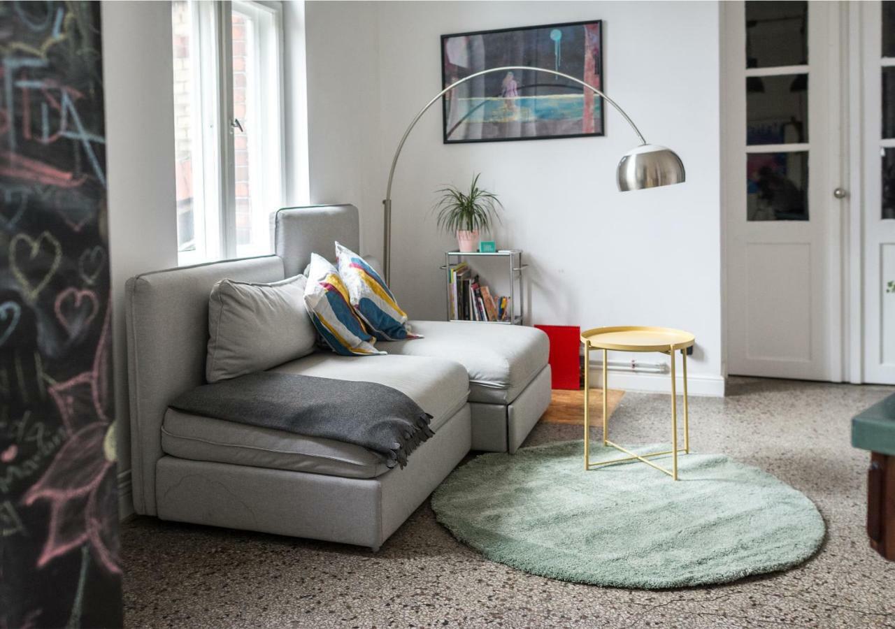 Loft Z Baldachimem Lägenhet Poznań Exteriör bild