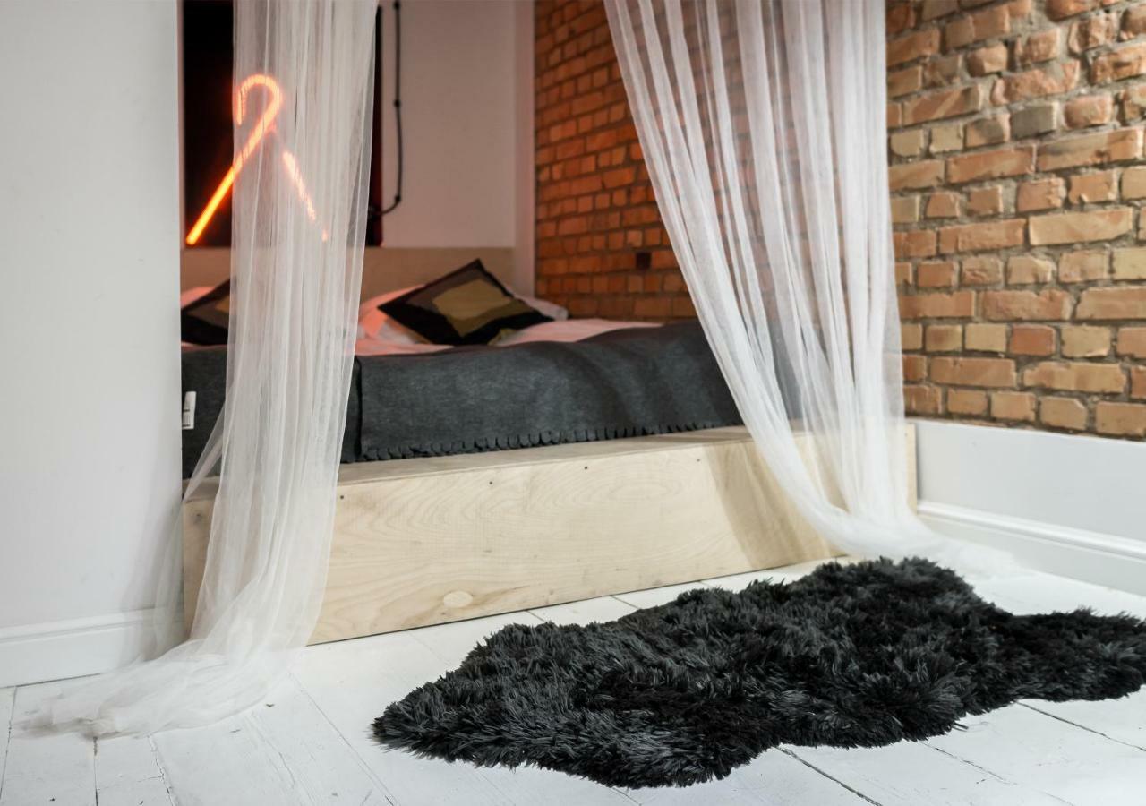 Loft Z Baldachimem Lägenhet Poznań Exteriör bild